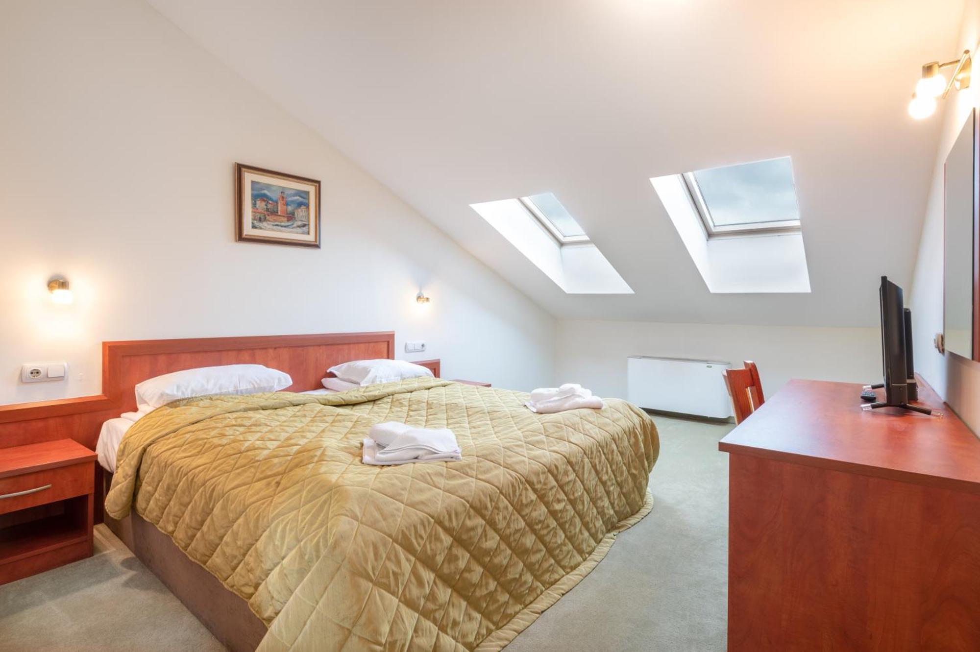 Coliving Bansko, The Social Hotel By Networking Premium Bagian luar foto