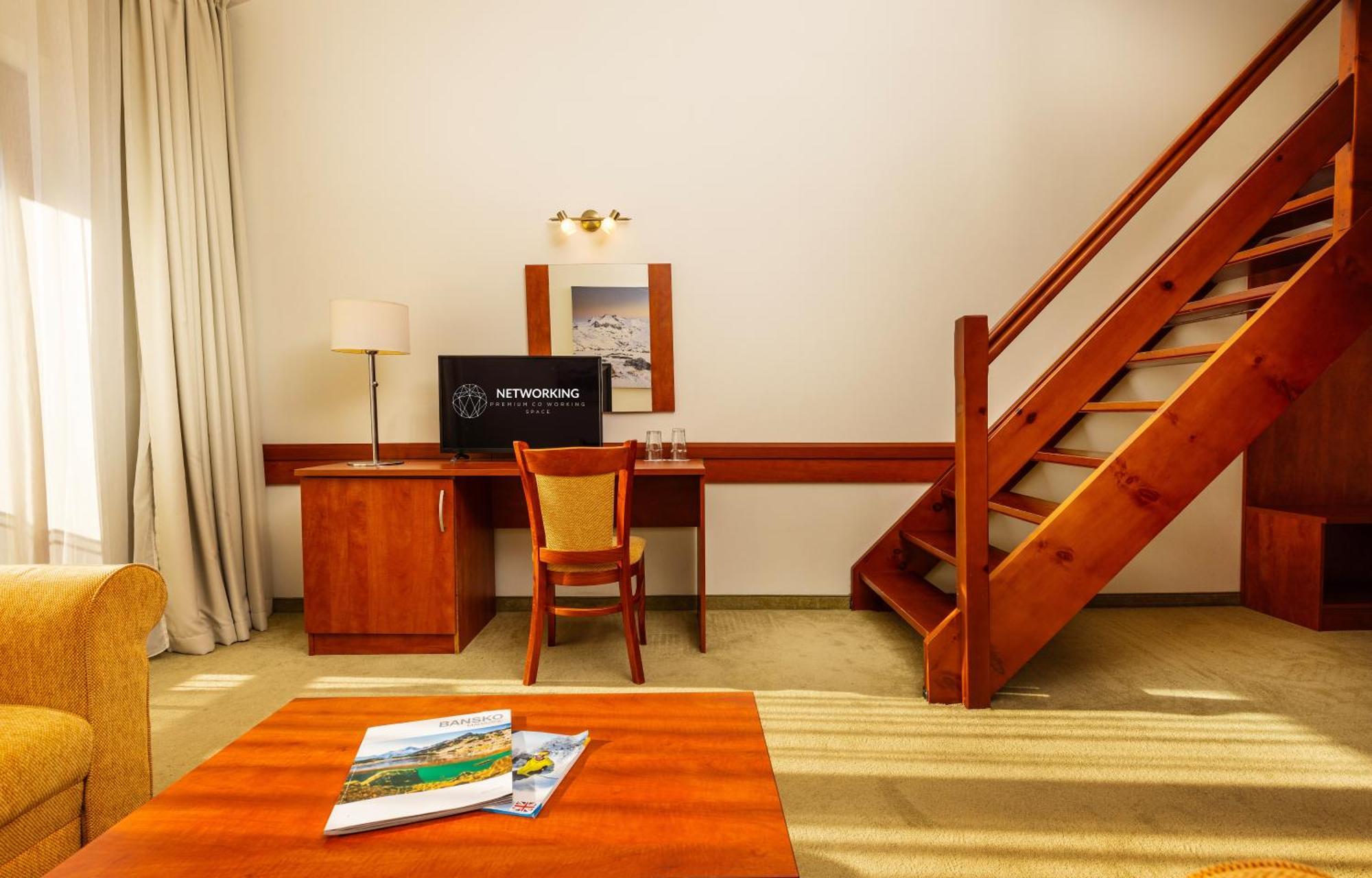 Coliving Bansko, The Social Hotel By Networking Premium Bagian luar foto